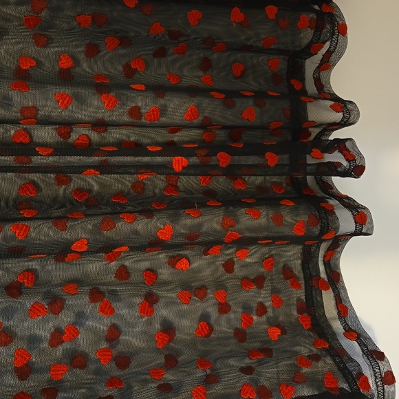 ModCloth Sheer blouse with heart embroidery - Picture 4 of 8